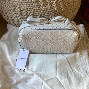 Trousse Woven Leather White